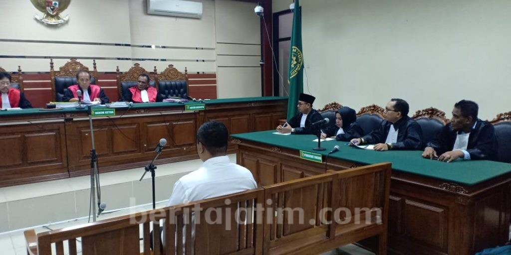 Bupati Mojokerto Nonaktif Divonis 8 Tahun Penjara