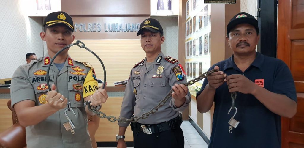 Kapolres Lumajang Ciptakan Rantai Anti Maling Sapi