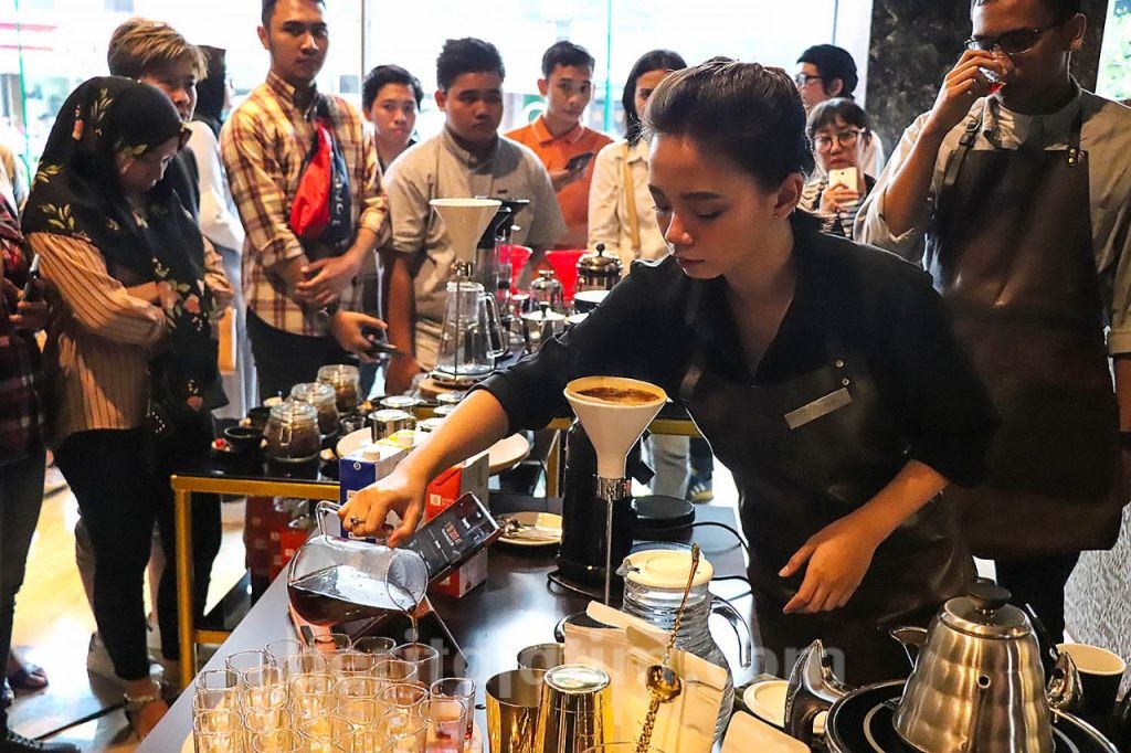 Uniknya Hermier Coffee Inc at Grand Dafam Surabaya