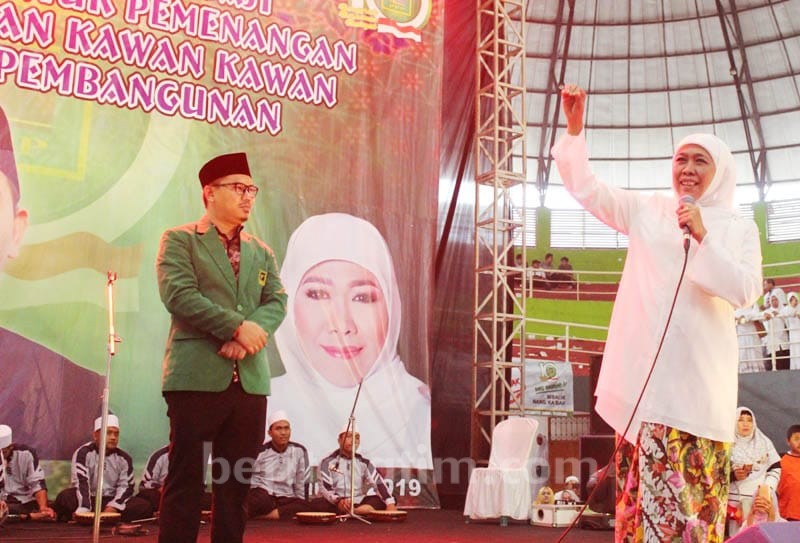 Khofifah Ajak Warga Sidoarjo dan Muslimat NU Pilih Putra Kiai Asep