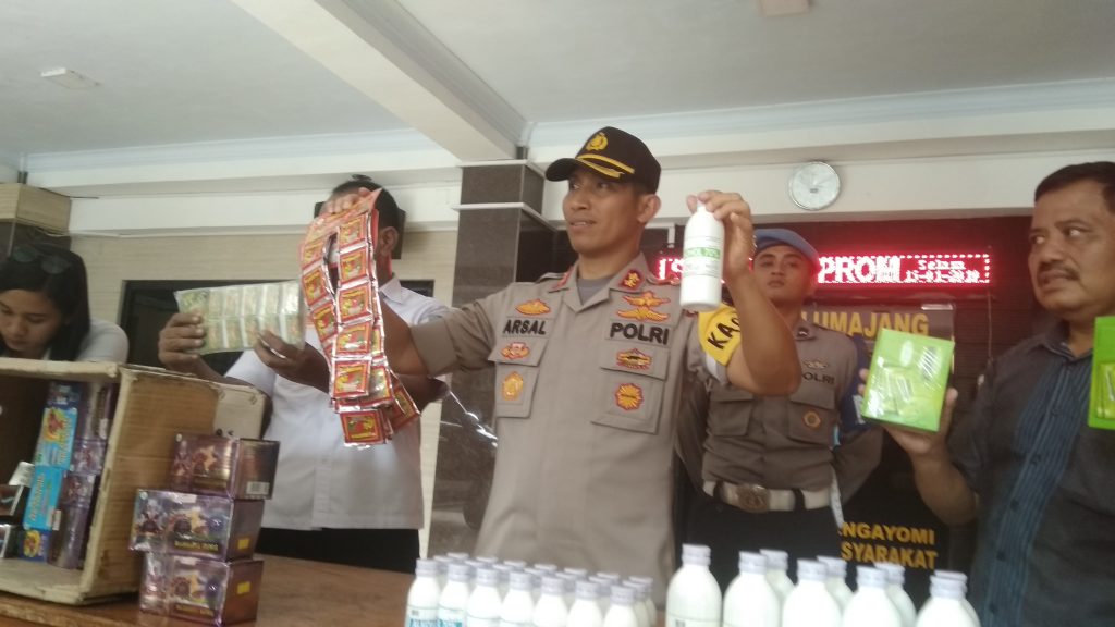 Edarkan Alkohol Tanpa Izin, Agus Diamankan Polisi