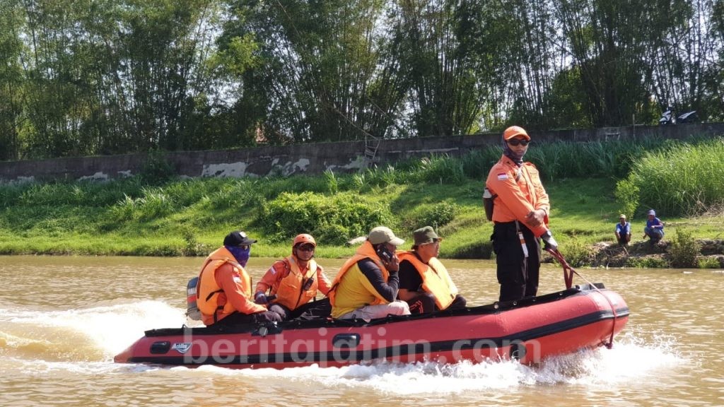 Puluhan Titik Tanggul Bengawan Solo Rawan Longsor