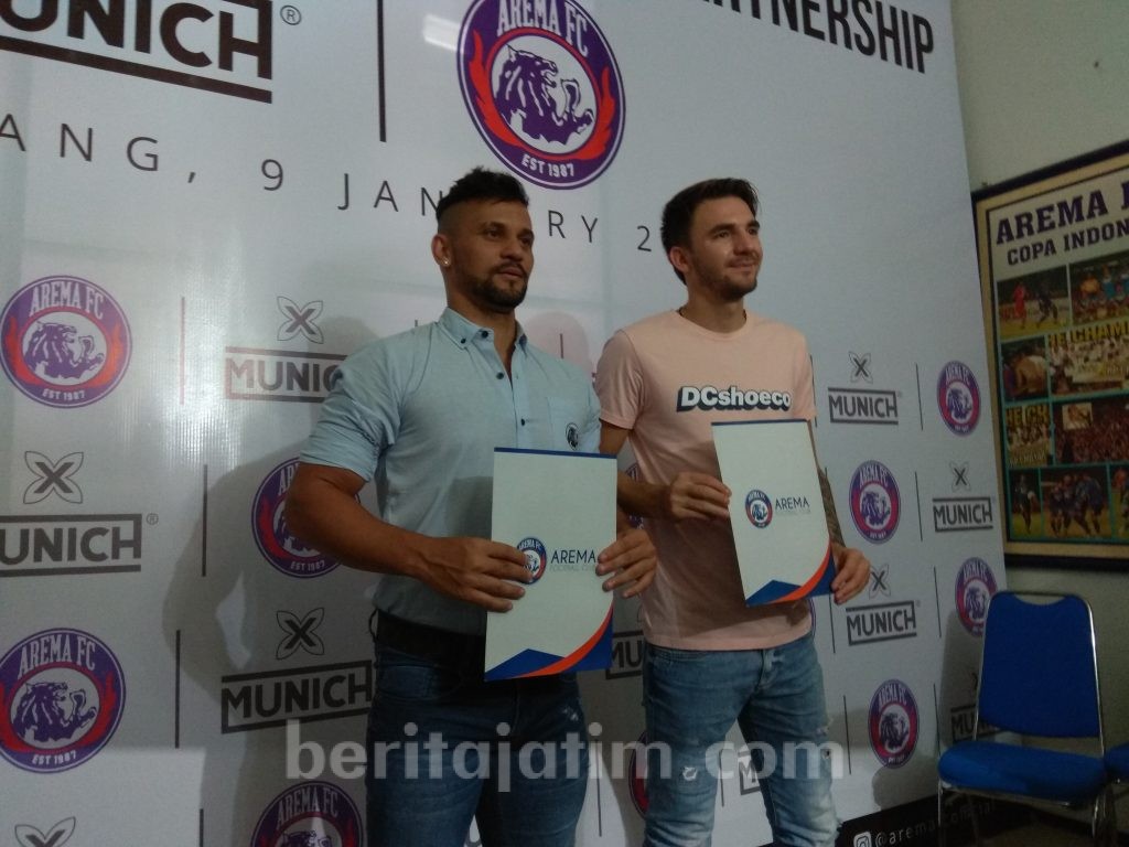 Arema Resmi Kontrak Pemain Uzbekistan dan Brasil