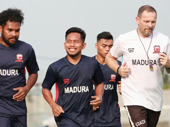 Andik Vermansyah Latihan Perdana di SGB