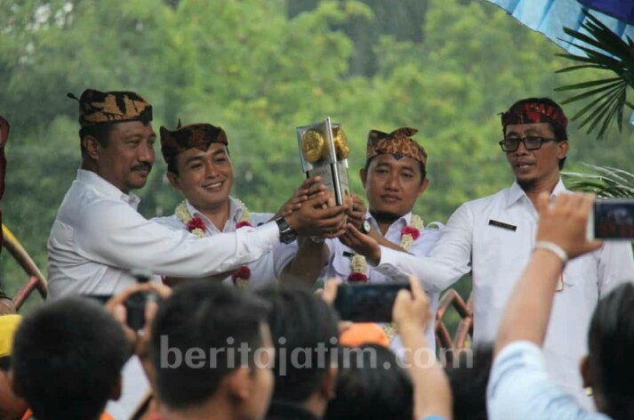 Piala Adipura 2018 Diarak Keliling Kota