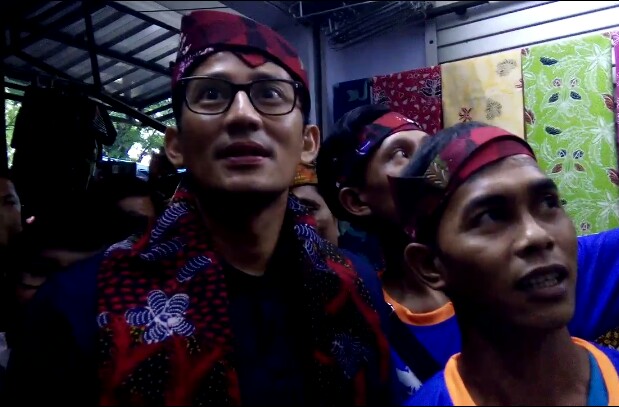 Sandiaga Uno Kunjungi Pasar Batik Pamekasan