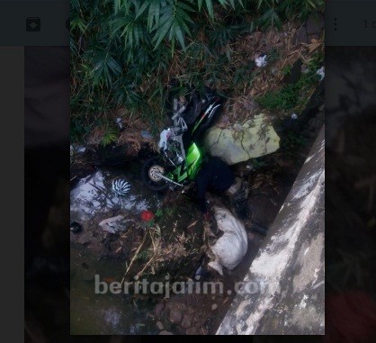 Jenazah Biker Ditemukan Membusuk Dibawah Jembatan Mondo Kediri
