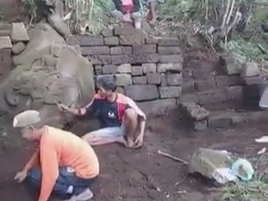 Viral Penemuan Candi di Gunung Penanggungan Jalur Pendakian Kunjorowesi