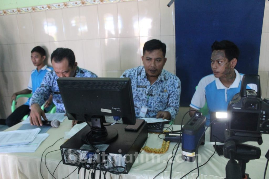 Agar Bisa Nyoblos, Penghuni Lapas Jombang Rekam e-KTP