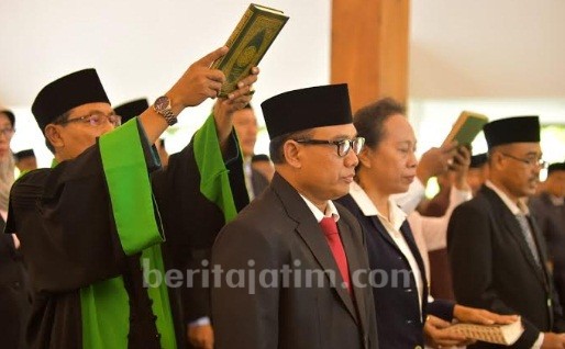 53 Pejabat Banyuwangi Dimutasi, Beberapa Pos Dobel Jabatan