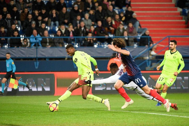 Tundukkan Caem, Lille Kuntit PSG