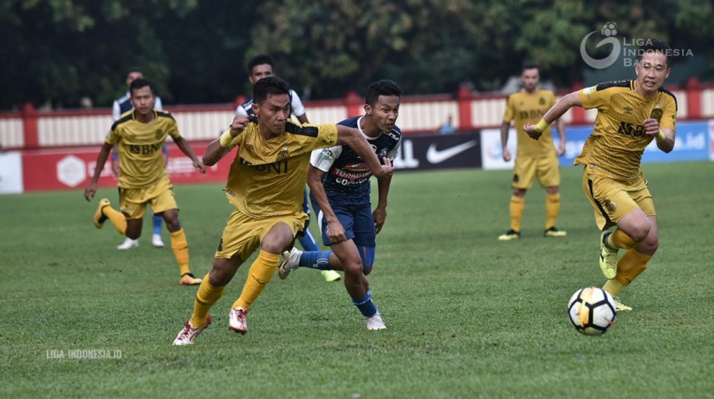 Persita Bekuk Bhayangkara FC 4-2
