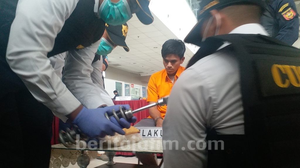 Petugas CNT Gagalkan Penyelundupan Sabu dari Kuala Lumpur
