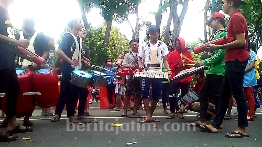 Pengamen di Surabaya Bakal Dapat Tambahan Gaji dari Pemkot