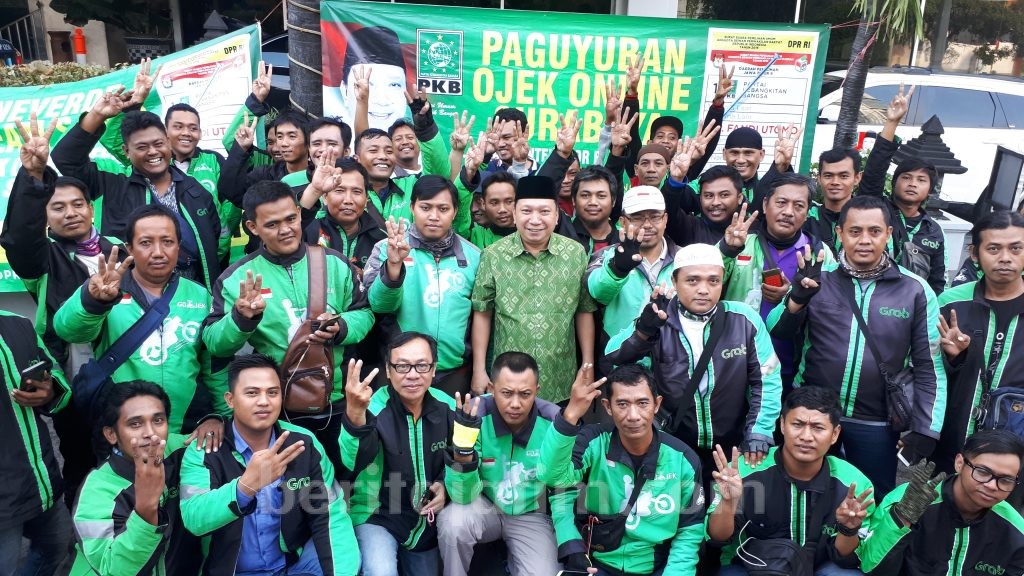Paguyuban Ojol Surabaya Solid Menangkan KH Ma’ruf Amin, PKB, dan Fandi Utomo