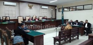 Bupati Malang Non Aktif Rendra Kresna Jalani Sidang Perdana Kasus Suap