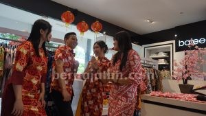 Batik Khas Solo Ini Bisa Menjadi Referensi Baju Imlek Modern 2019