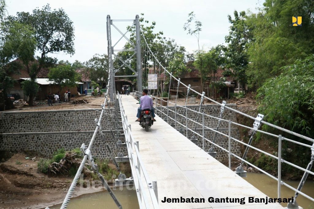 Tiga Jembatan Gantung di Madiun Rampung, Jarak Tempuh Warga Lebih Singkat