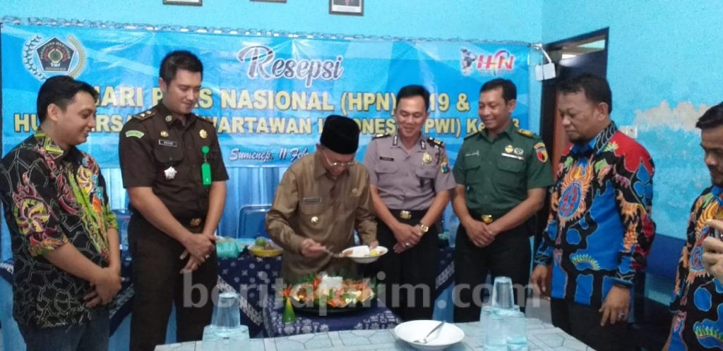 Bupati Minta Anggota PWI Jadi Wartawan Kebal Rayuan