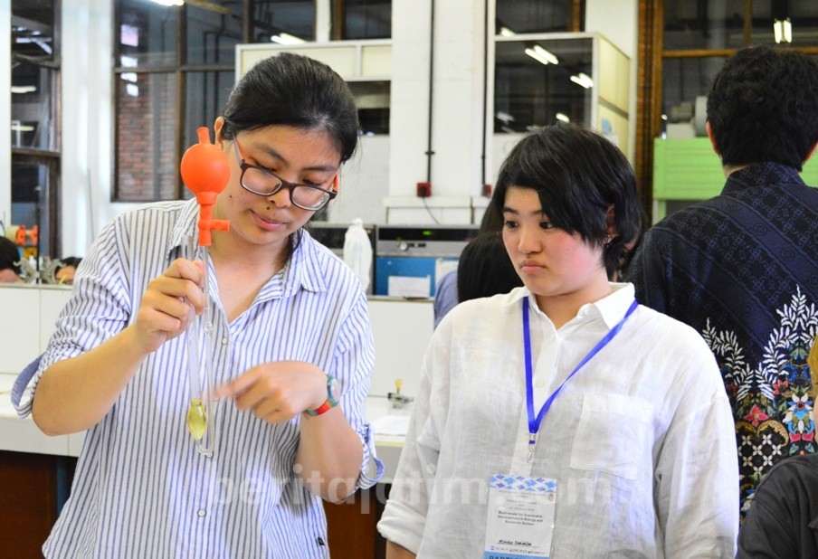 Delegasi Jepang dan Taiwan Belajar Pembuatan Biodiesel di UKWMS