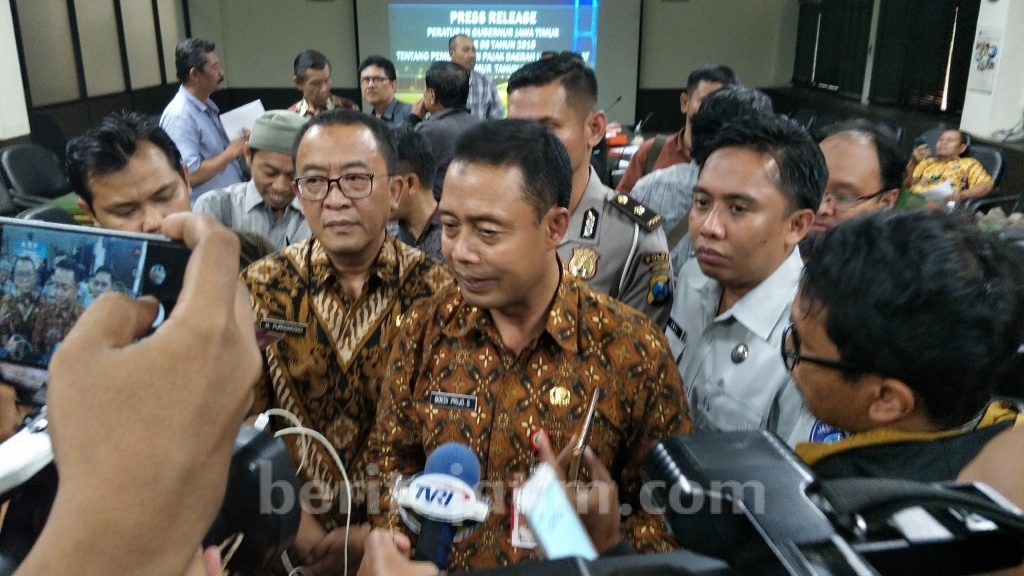 Pembayaran Non Tunai di Samsat Jatim Sangat Diminati Wajib Pajak