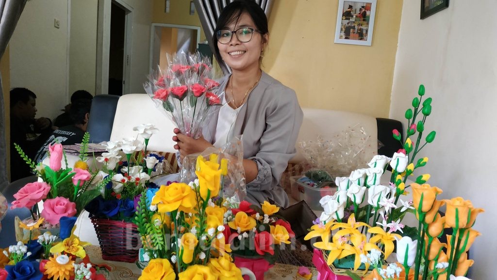 Sempat Tak PD, Kini Batasi Pesanan Bunga Sabun
