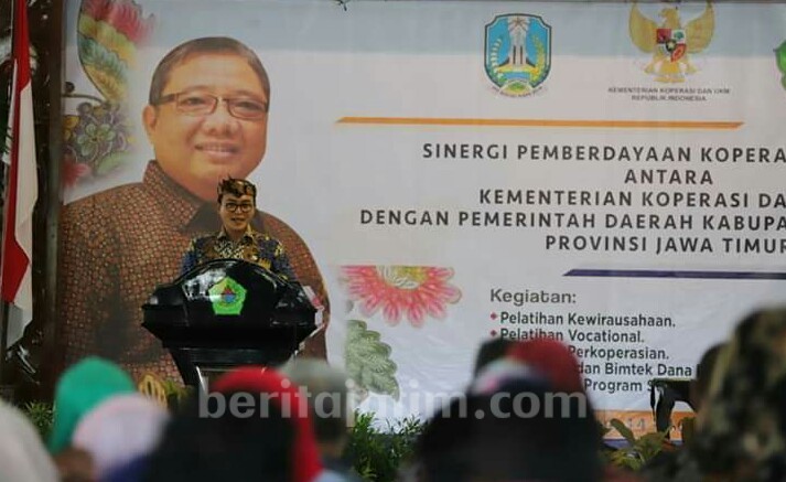 Bupati Pamekasan Bangga Dua Pebatik Ciptakan Motif Baru