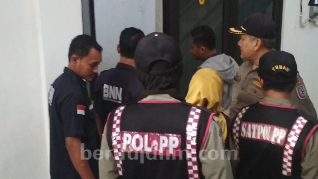 Razia Kos, Dua Pasangan Mesum Digaruk