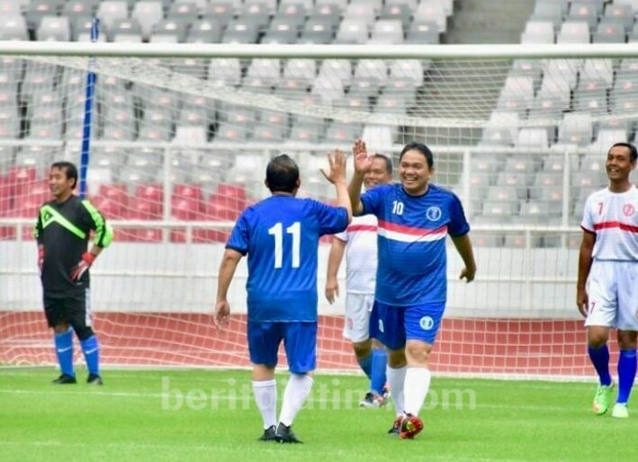AQ: Sepakbola Itu Bukan Urusan Kalah Menang