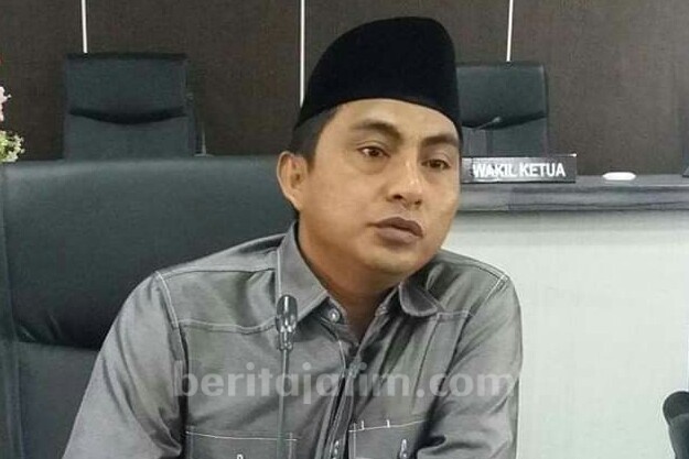 Legislator Merasa Iba dengan Kondisi Guru Honorer Pamekasan