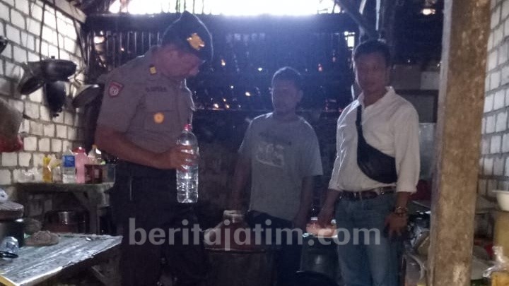 Pria Ini Ciptakan Alat Elektrik untuk Bikin Arak Tanpa Bau