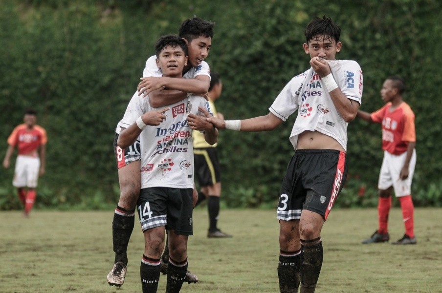 Bali United dan Persis Lolos ke Babak Selanjutnya