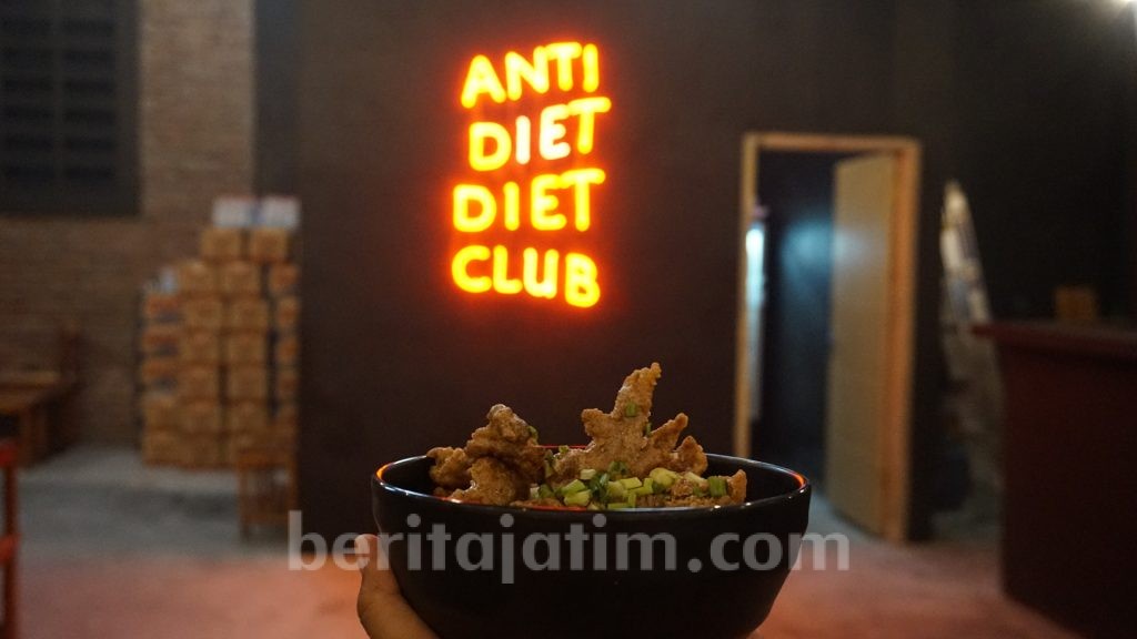 Warung Kekinian Ini Pikat Pecinta Kuliner untuk Mampir Mencicipi