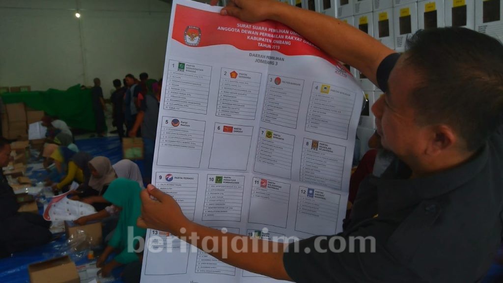 Sortir Baru Dimulai, Sudah Ditemukan Surat Suara Rusak