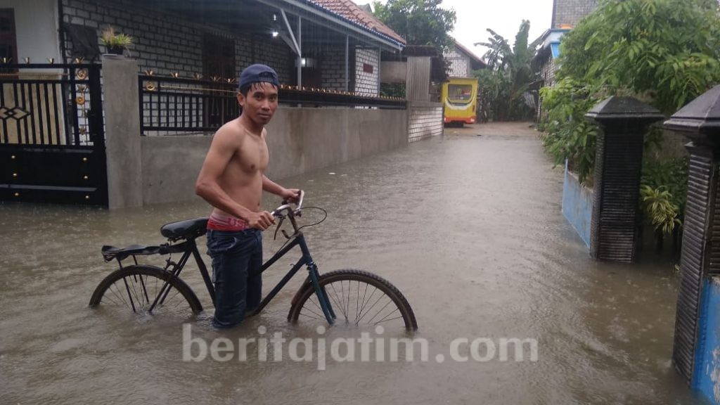 Banjir Landa Lowayu Gresik