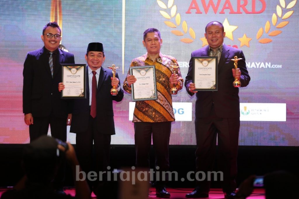 Tokoh Golkar Ini Raih Penghargaan Parlemen Aspiratif