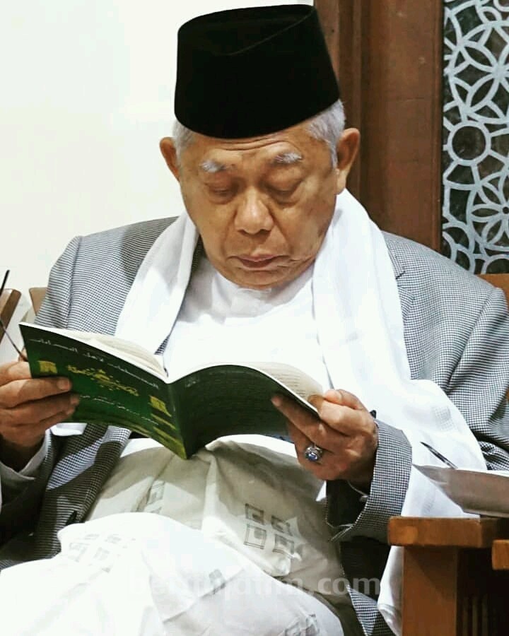 Jelang Debat Cawapres, Kiai Ma’ruf Banyak Baca Buku dan Kitab