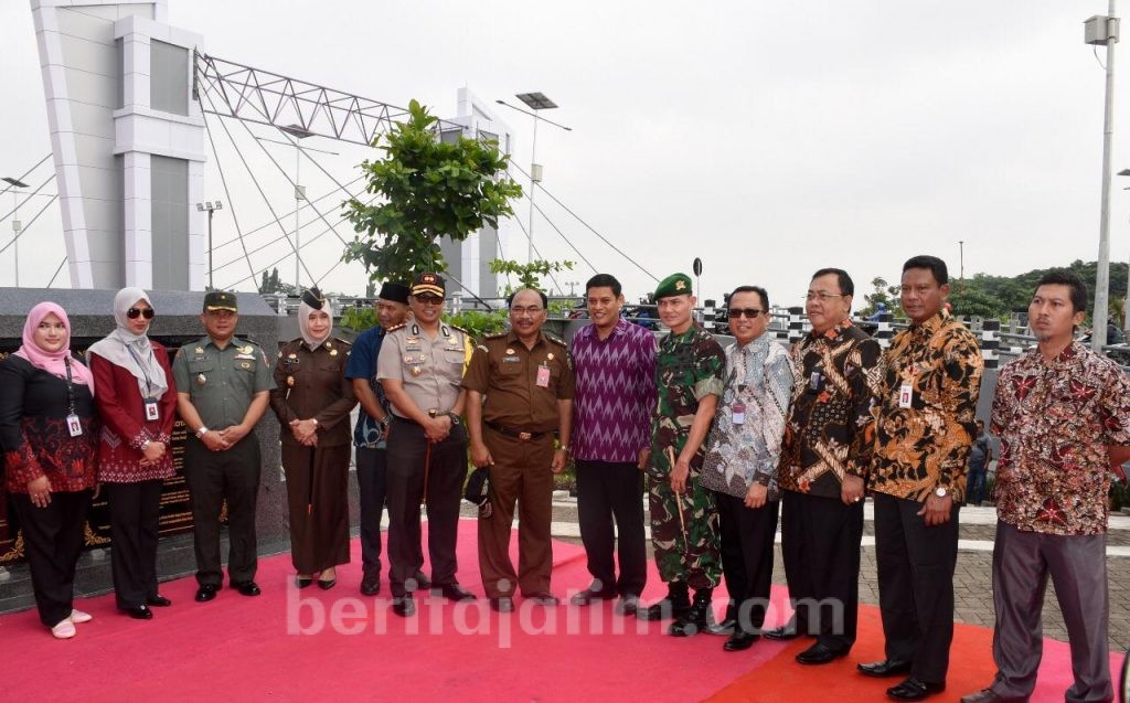 Tepat 150 Tahun Jembatan Brug Over Den Brantas Te Kediri
