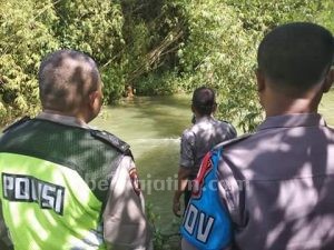 Mayat Mengapung di Waduk Klampis Gegerkan Warga Sampang
