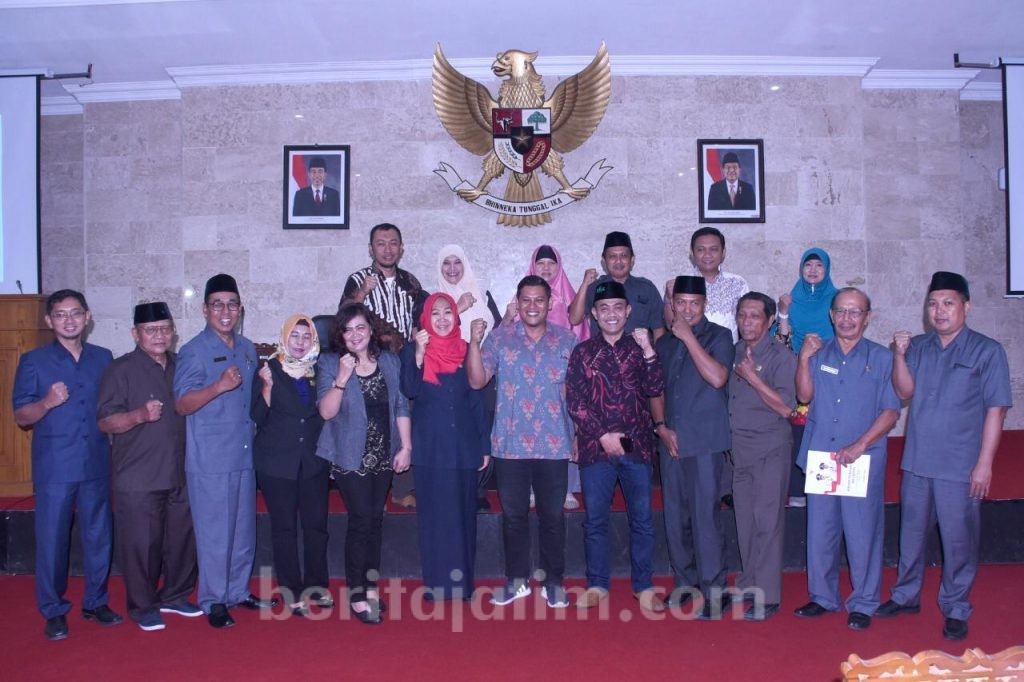 Mas Abu Sampaikan LKPJ Tahun 2018 dalam Rapat Paripurna DPRD Kota Kediri