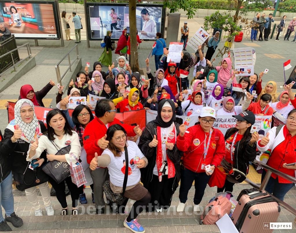 Ke Hongkong, Pertiwi Jatim Galang Suara Jokowi