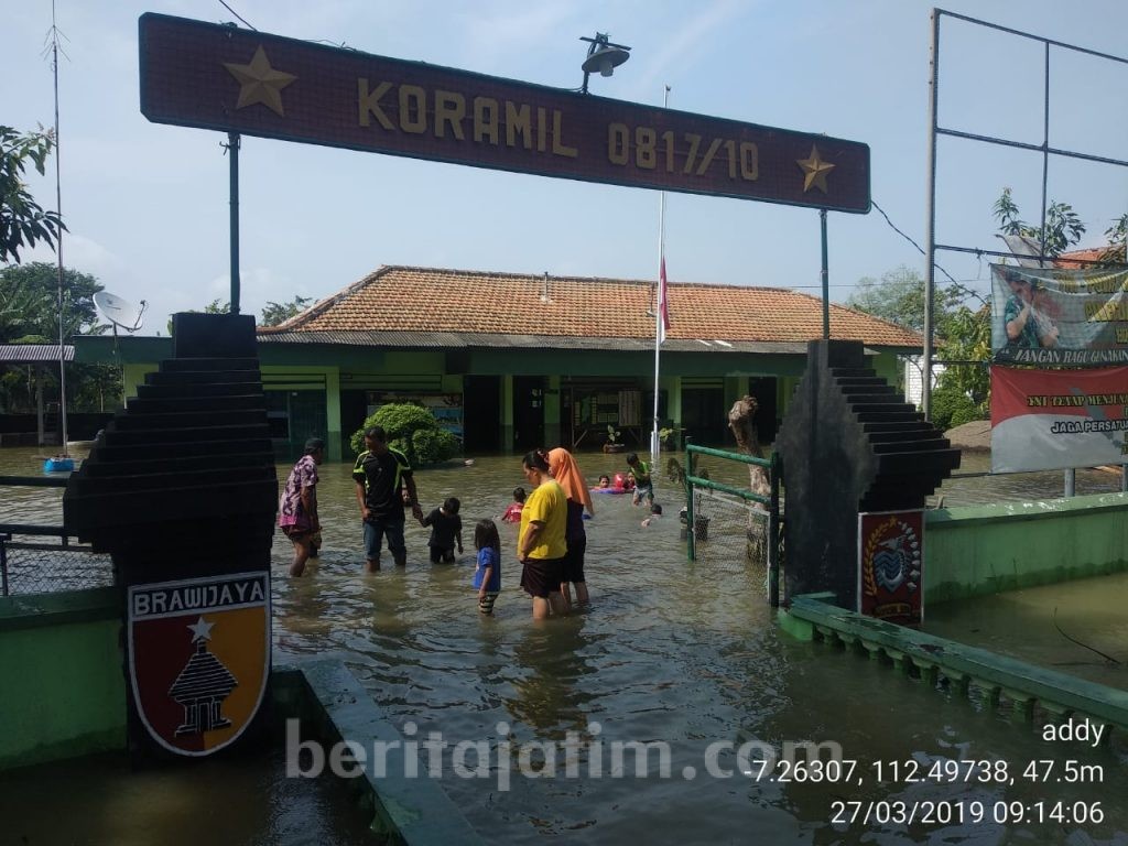 Kali Lamong Meluap, Ratusan Rumah di Gresik Terendam Banjir