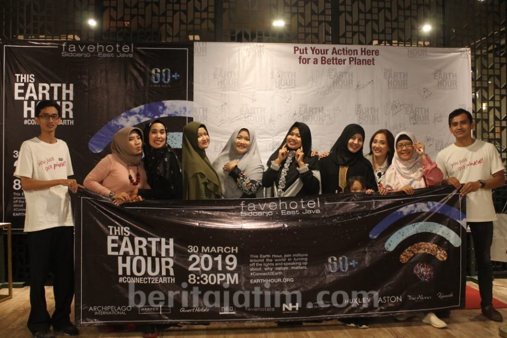 Favehotel Sidoarjo Gelar Earth Hour 2019