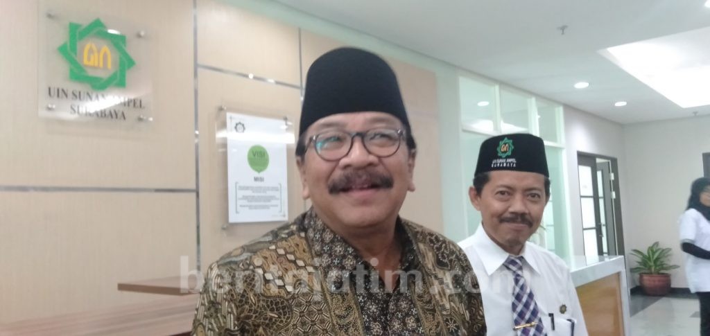 Pemberian Gelar Doktor HC Soekarwo Tetap Diberikan Hari Ini
