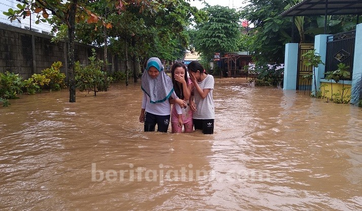Banjir Ponorogo Rendam Enam Kecamatan Foto ilustrasi banjir