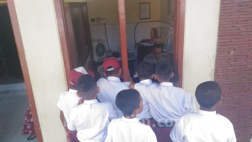 Rambut Dipetal, Ini Kata Kepala Sekolah SD 2 Patoman