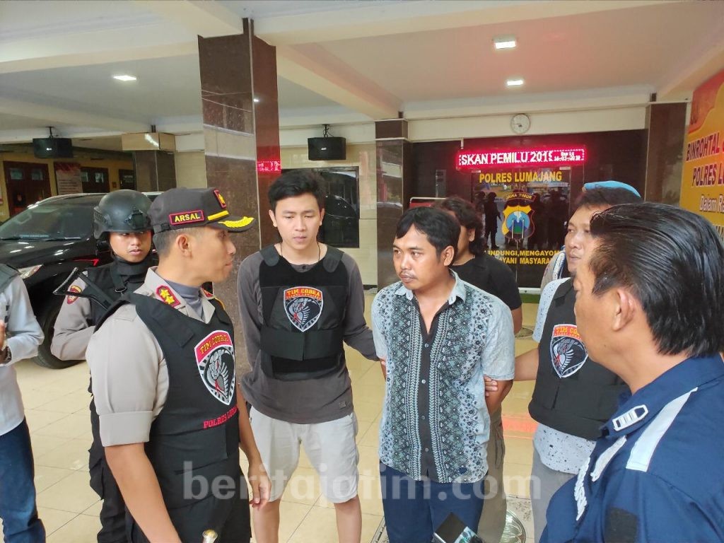 Ditantang Duel, Pencuri Kambing Lari Tinggalkan Motornya