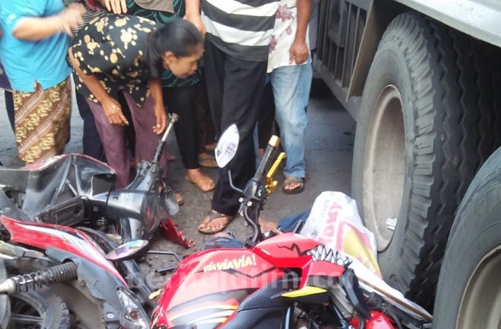 Kecelakaan Beruntun 4 Kendaraan, Satu Orang Tewas