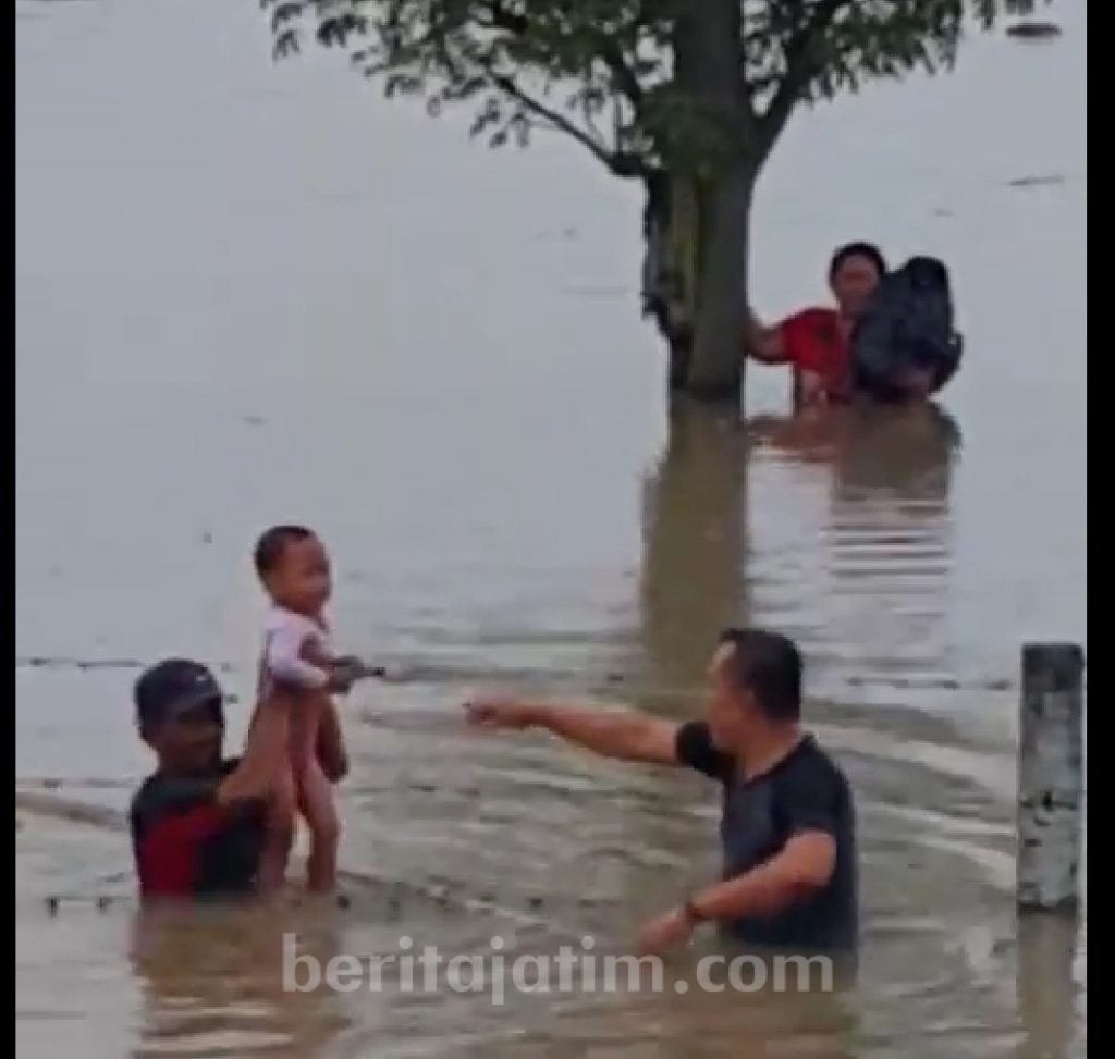 Penyelamatan 2 Anak Balita di Dekat Tol, Banjir Tangis dan Simpati Netizen