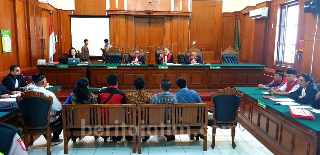 Keterangan Saksi Pojokkan Terdakwa Kasus Waduk Sepat